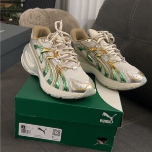 Puma Sneakers with Green and Gold Highlights
